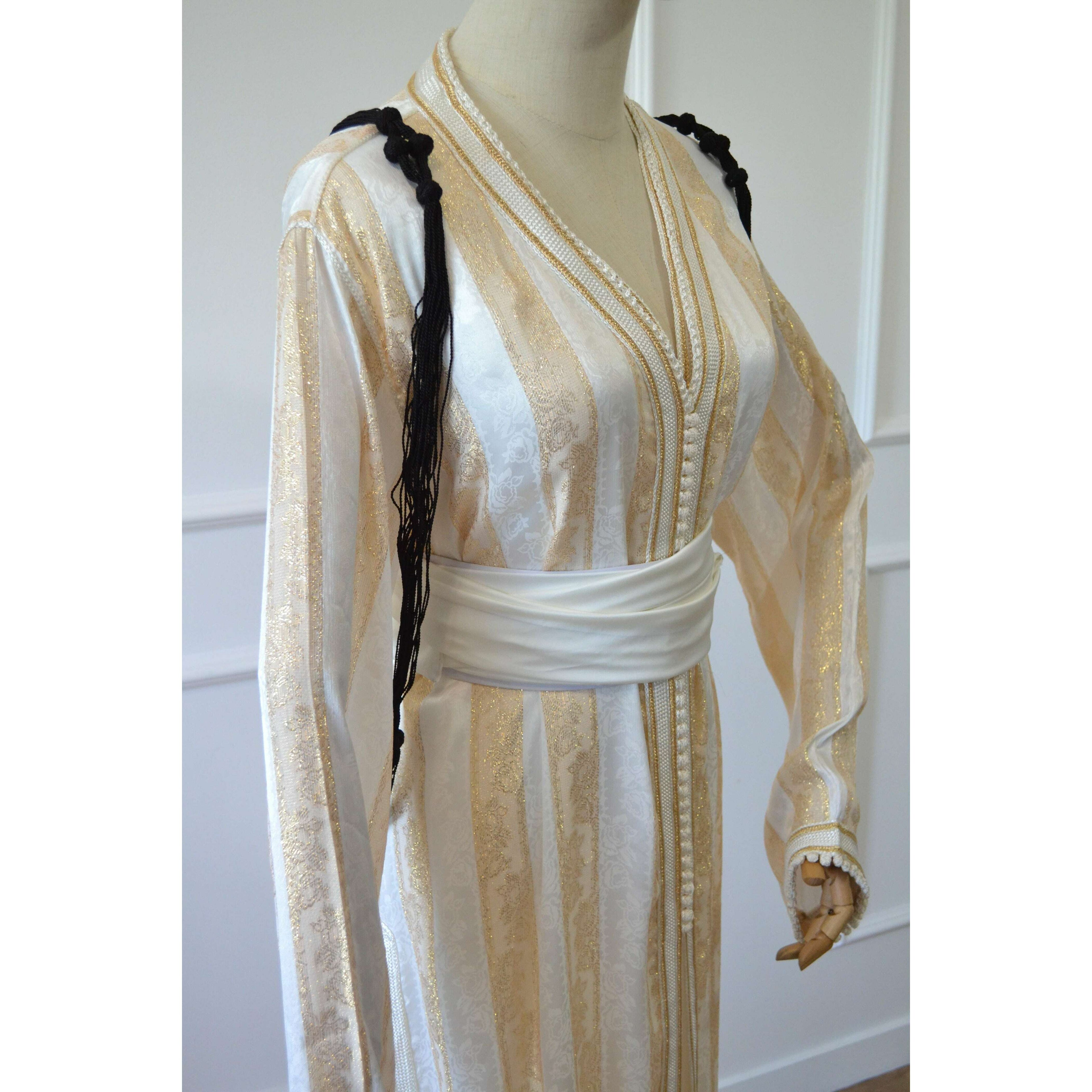 chmar-en-soie-noir-34492947
