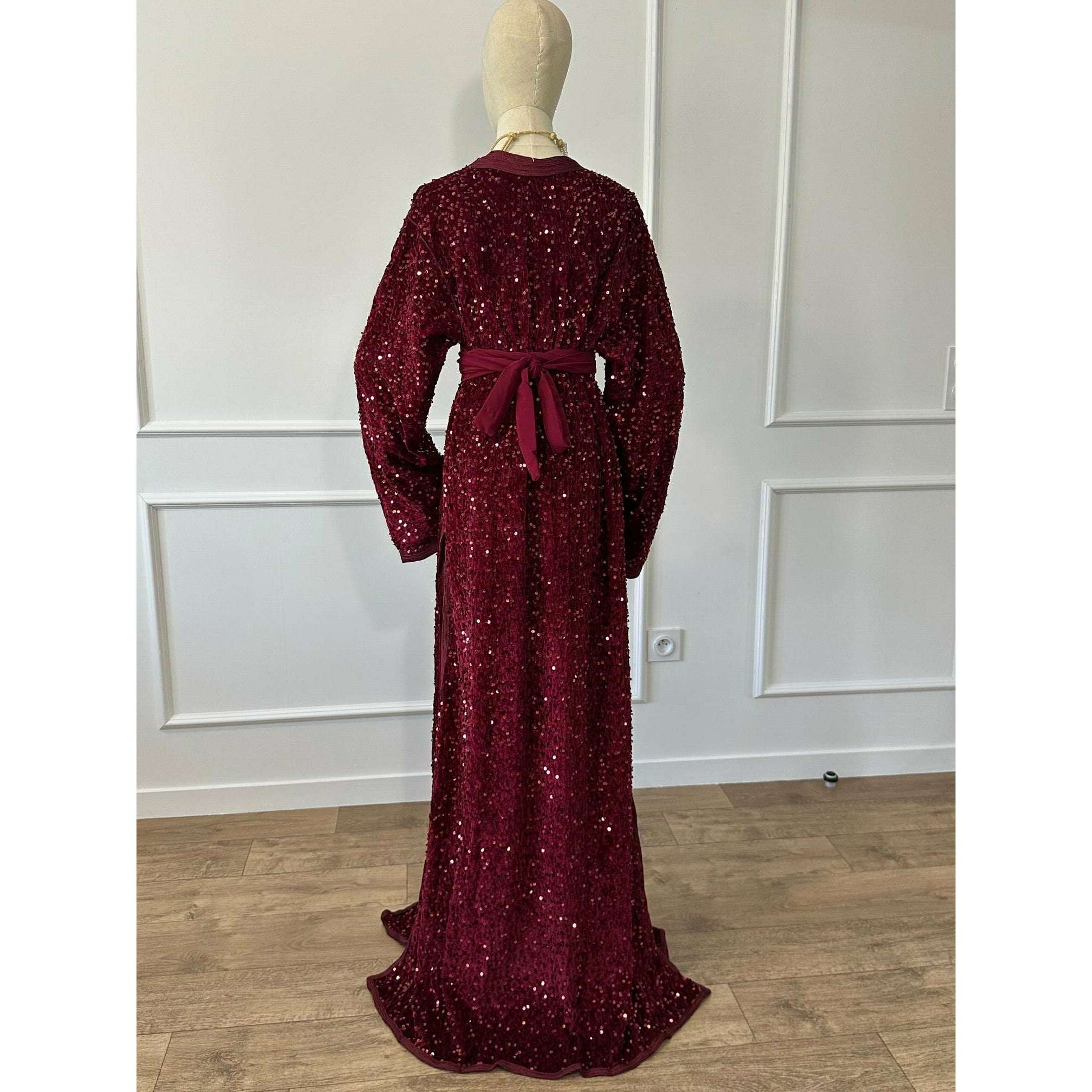 takchita-sequin-34492721